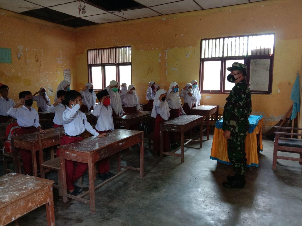 Serda Jupri Sembiring Berikan Wasbang Pada Siswa Sekolah Dasar