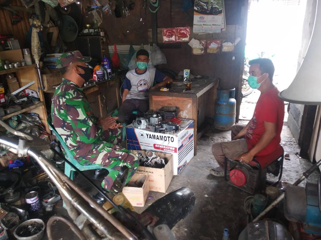 Pererat Silaturrahmi, Kopda Ihsan Khalik Komsos Dengan Warga Desa Binaan