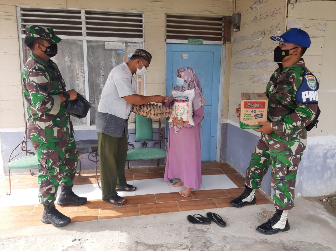 Program Jum’at Berkah Kodim 0104/Atim Sasar Kaum Duafa