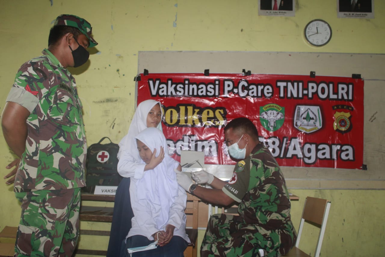 Polkes 10.02 Kodim 0108/Agara Gencar Lakukan Vaksinasi P-Care Kesekolah