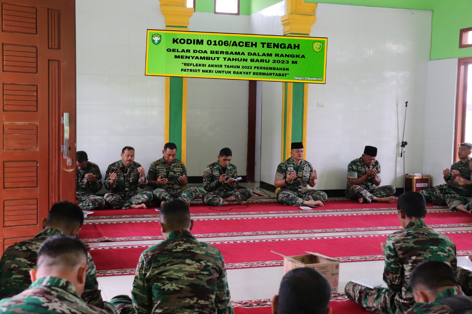 Menjelang Pergantian Tahun Anggota Kodim 0106/Ateng Melaksanakan Doa Bersama.