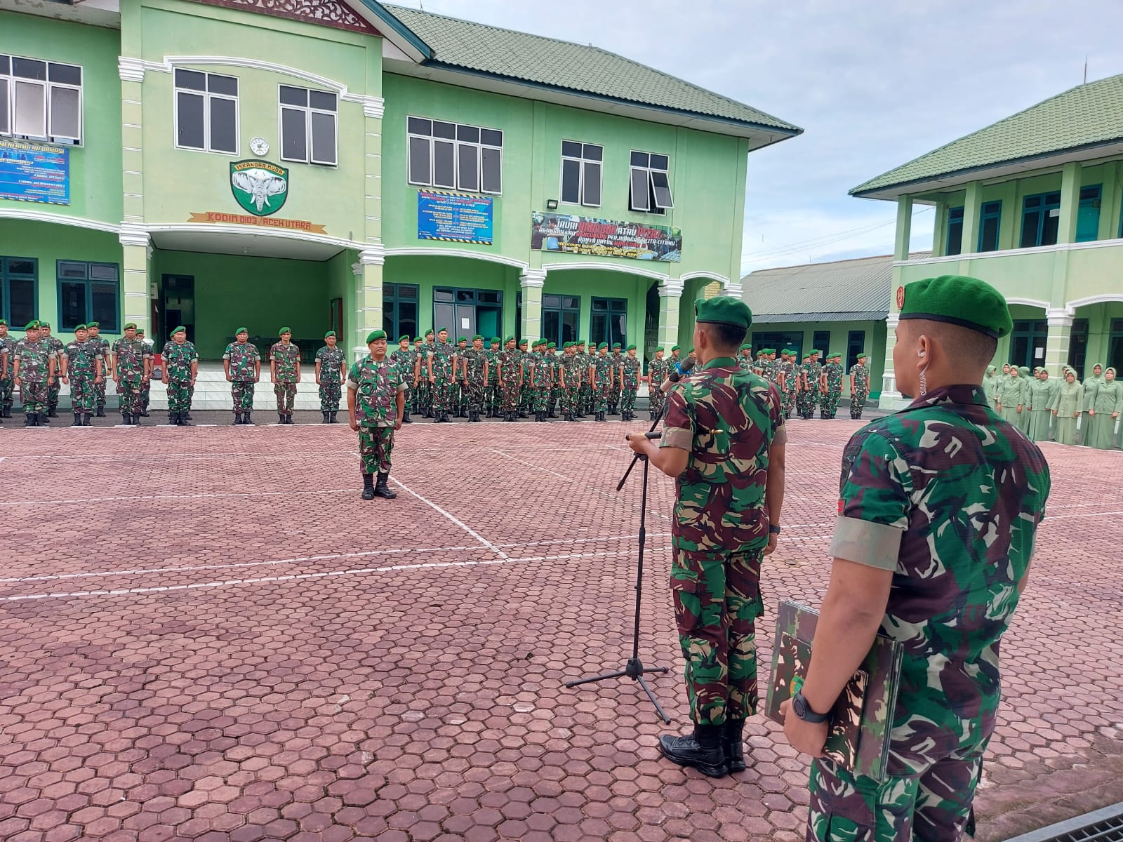Pindah satuan dan Penerimaan Warga Baru, Ini Pesan Dandim 0103/Aut Kepada Prajurit