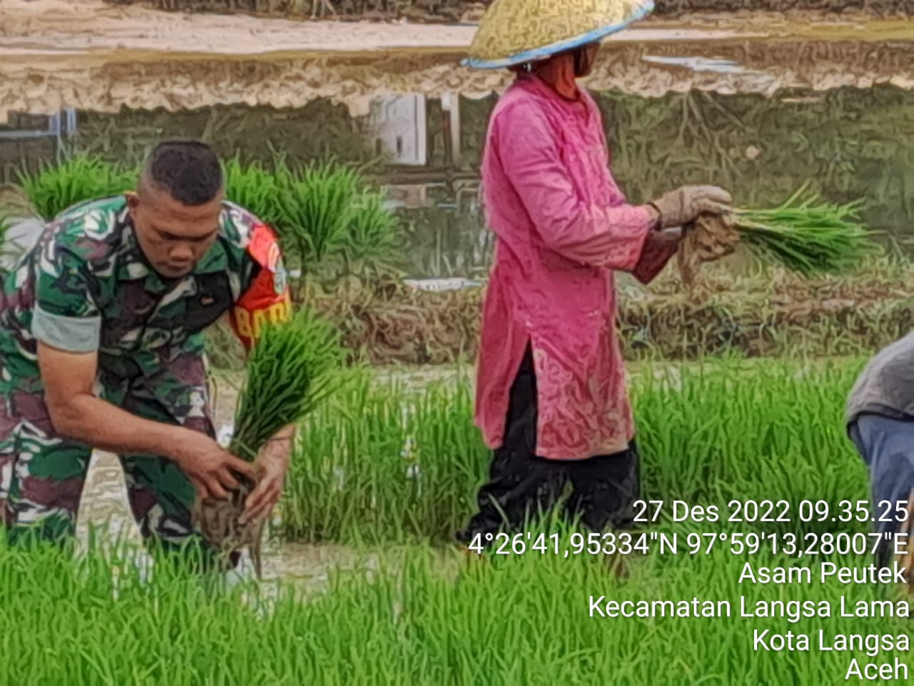 Berani Kotor dan Bau, Bahinsa Mualim Berjibaku Bersama Warga Binaannya
