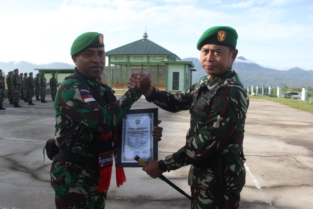 Tiga Prajurit Terbaik BKO Apter, Terima Penghargaan Dandim