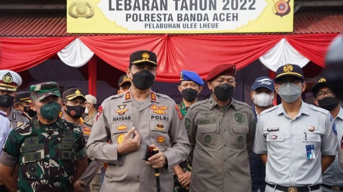 Kasdam IM Dampingi Kapolda Tinjau Pos Pam Ketupat Seulawah TA 2022