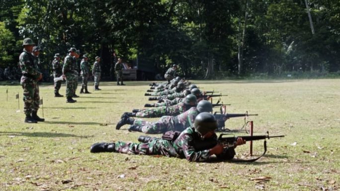 Kodim 0102/Pidie Gelar Latihan Menembak Senjata Ringan TW. I tahun 2023