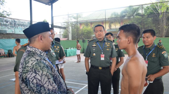 Kaajendam IM Pimpin Sidang Parade Penerimaan CATA PK TNI AD Reguler dan Keagamaan Gelombang I Tingkat Sub Pandasus Kodam IM.