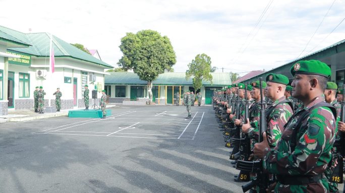 Prajurit Kodim 0105/Abar Tetap Semangat Mengikuti Upacara Bendera Rutin Setiap Hari Senin