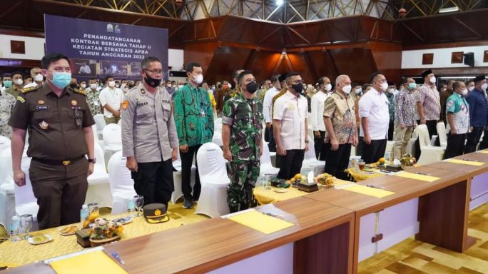 Sahli Pangdam IM Hadiri Penandatanganan Kontrak APBA Tahun Anggaran 2022