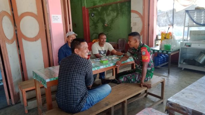 Masih Dalam Nuansa Lebaran, Babinsa Koramil 01/Sungai Mas Halal Bihalal Ke Desa Binaan