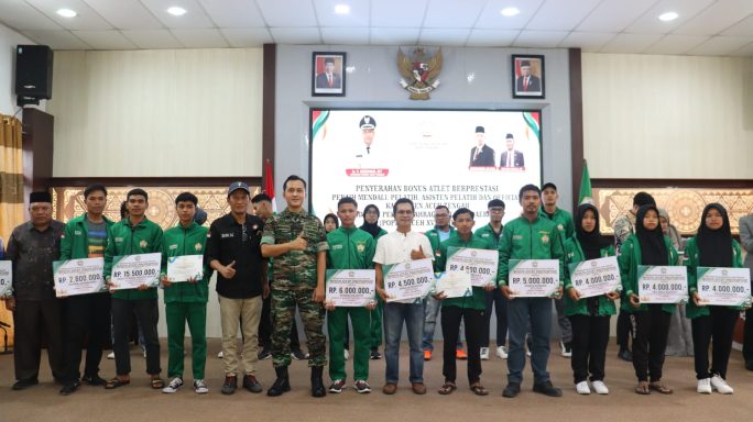 Dandim Beri Ucapan Selamat Kepada Atlit Popda Ke XVI Di Gedung Umi