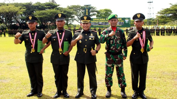 121 Orang mantan Siswa Diktukba TNI AD TA 2023, Resmi Menyandang Pangkat Sersan Dua..