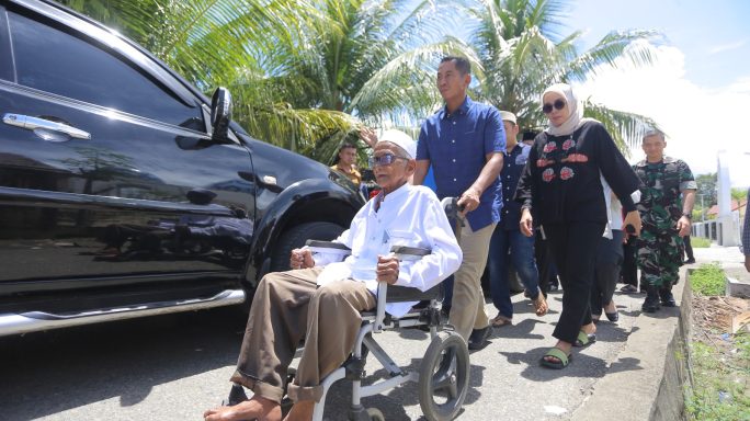 Pangdam IM Kunjungi Mesjid Baitussalam Nyak Sandang.