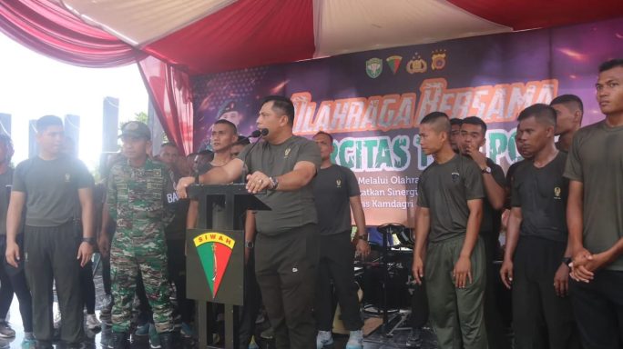 Tingkatkan Sinergitas TNI-POLRI, Brigif 25/Siwah laksanakan senam bersama dengan Polres Aceh Utara.