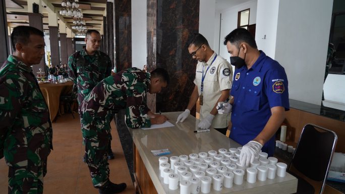 Kodam Iskandar Muda dan BNNP Aceh Sidak Pengecekan Urin Personel Makodam IM