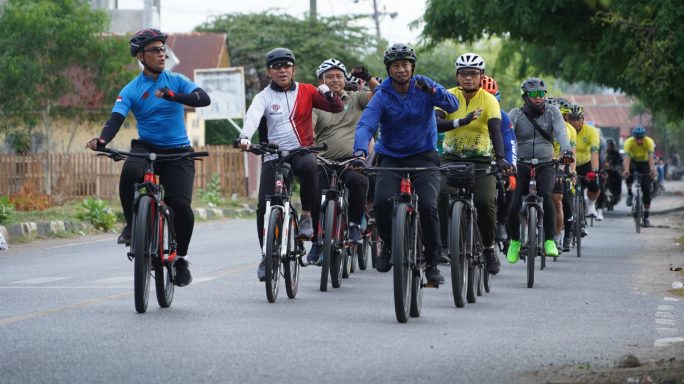 Jaga Kebugaran Pangdam IM Laksanakan Gowes Santai Bersama Pejabat Utama Kodam IM.