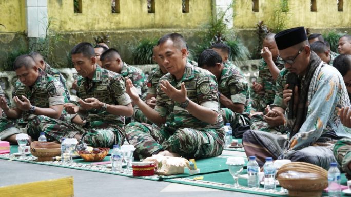 Danrem 012/TU Pimpin Konvoi Motor Ke Makam Teuku Umar pada HUT ke 61 Korem 012/TU