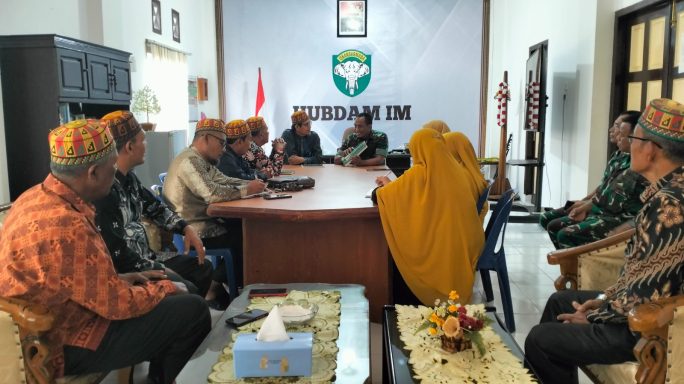 Hubdam IM Laksanakan Kegiatan Silaturahmi Bersama Majelis Adat Aceh (MAA) Aceh Besar