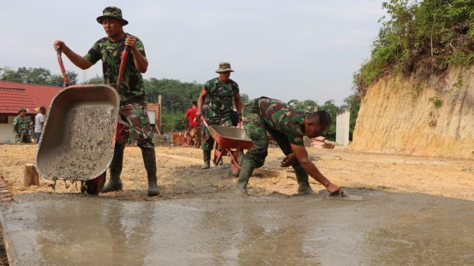 Sasaran Fisik Pembangunan Sarana Olah Raga berlanjut ke Tahap Pengecoran Lapangan