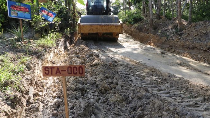 Jalan Selesai di Timbun, Satgas TMMD 117 Berlanjut ke Pengerasan Jalan