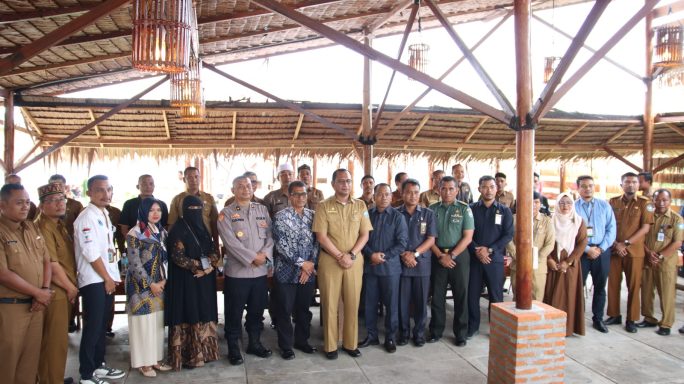 Dukung dan Komitmen Ikut Memberantas Narkoba, Pasiter Kodim 0107/Aceh Selatan Hadiri Rakor dan Sosialisasi P4GN