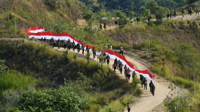 Dandim 0111/ Bireuen Hadiri Apel Kebangsaan Dan Kirab Bendera Merah Putih Dalam Rangka Memperingati Hut Ri Ke -78