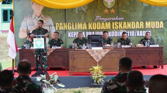 Pangdam IM dan Ibu Ketua Persit KCK Daerah Iskandar Muda melaksanakan Kunker ke Kodim 0110/Abdya.