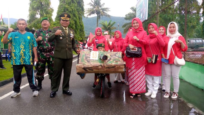 Meriahkan Agustusan Dandim 0108/Agara Lepas Lomba Sepeda Hias