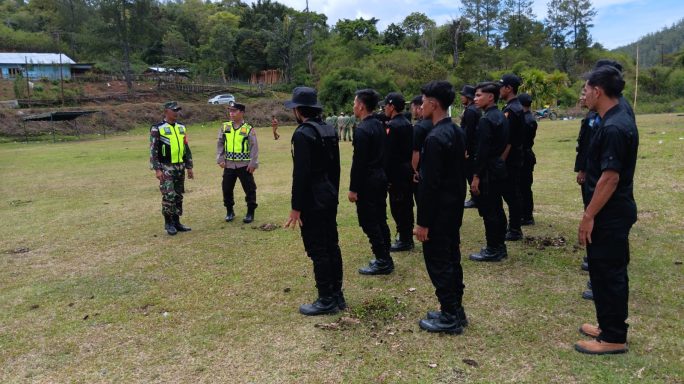 Tingkatkan Kemampuan Linmas, Babinsa Dan Bhabinkamtibmas Berikan Pelatihan