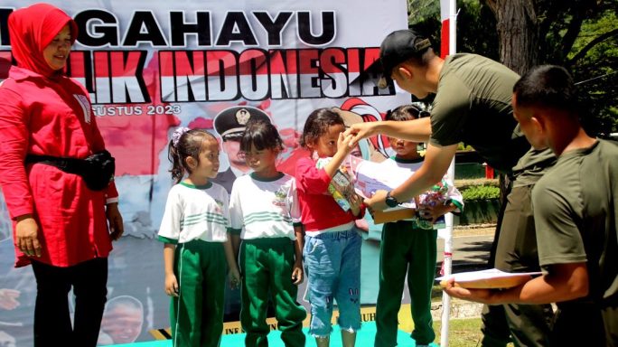 RANGKAIAN KEGIATAN DAN PENYERAHAN HADIAH LOMBA HUT KE – 78 RI