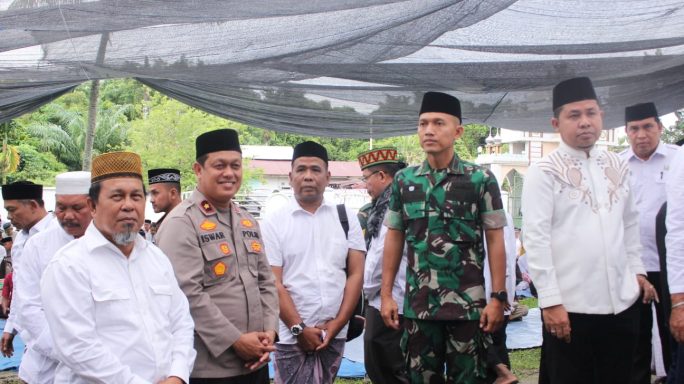 Dandim Aceh Selatan Menghadiri Haul ke 12 Abuya Tgk Syeikh H. Adnan Mahmud