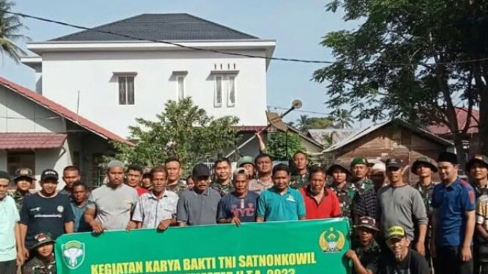 Kesdam IM melaksanakan Karya Bakti di Desa Binaan