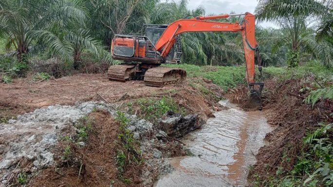 Alat Berat Mulai Bekerja, Pembangunan Jalan Program TMMD Terus dikebut