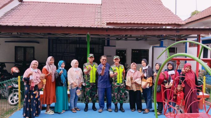 Babinsa Melaksanakan Pendampingan Kegiatan Pelayanan KB
