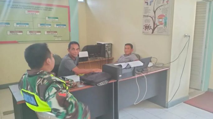 Pererat Sinergitas Babinsa Komsos Dengan Perangkat Desa