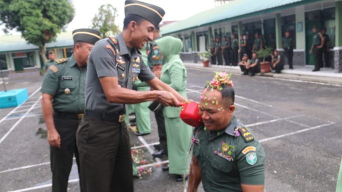 Dandim 0105/Abar Pimpin Upacara Korp Raport Kenaikan Pangkat 11 Prajurit, Hal Ini Yang Disampaikan