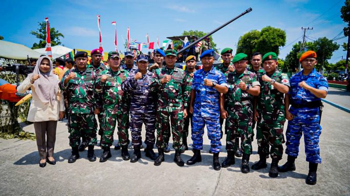 Kasrem 011/LW Secara Resmi Tutup Pameran Alutsista TNI