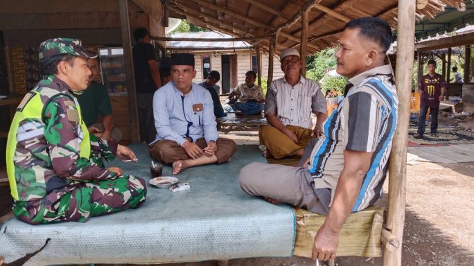 Babinsa Laksanakan Komsos Jalin Silaturahmi Dengan Warga Binaan