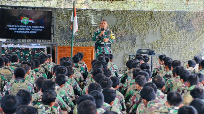 Danrindam IM selaku Wadanlat menutup Latsiap Pratugas Batalyon Infanteri 116/GS