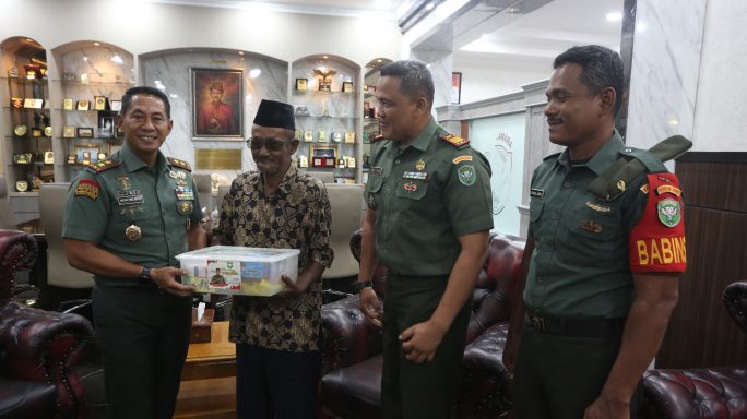 Pasca Operasi Katarak, Mata bpk. Usman AR kini Bisa Melihat kembali, Terima Kasih Kodam IM.