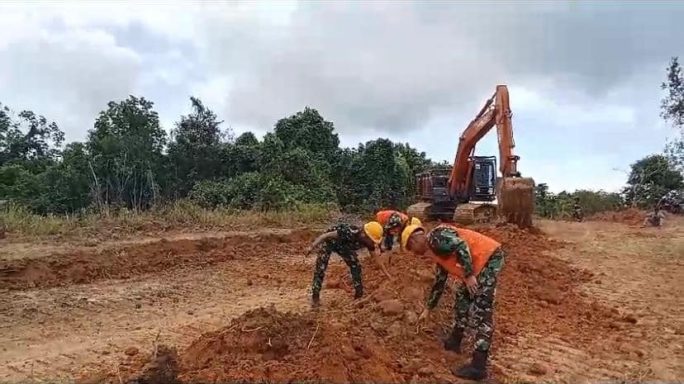 Pembuatan Jalan di TMMD Reg ke 118 Kodim 0103/Aceh Utara Sudah Pada Tahap Pengerasan