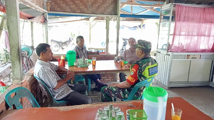 Babinsa Koramil 02/Karang Baru Laksanakan Komsos dengan Warga Binaan