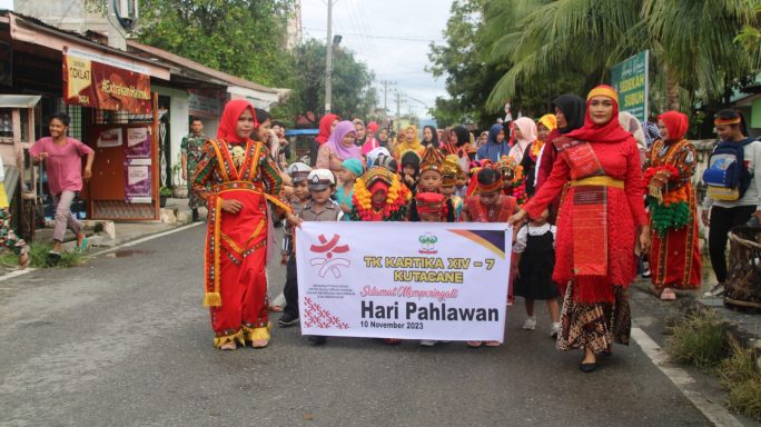 Peringati Hari Pahlawan TK Kartika Jaya IV – 7 Gelar Pawai Dan Fashion Show