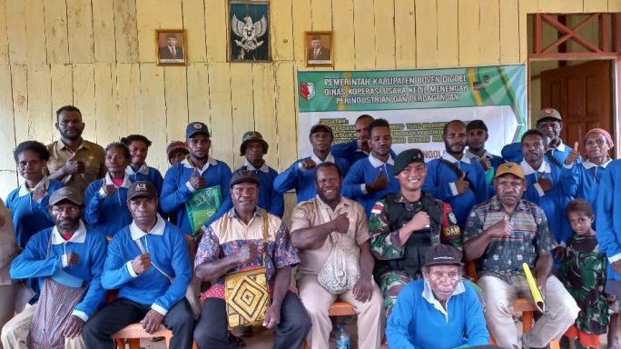 Melalui Binter Satgas Pamtas Statis RI-PNG Yonif 111/KB Jalin Hubungan Kerjasama Dengan Unsur Pemerintah Daerah 