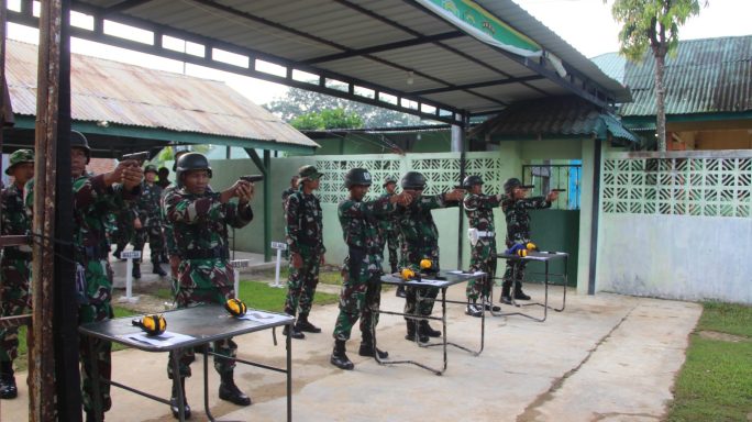 Kodim 0104/Atim Gelar Latihan Menembak Pistol