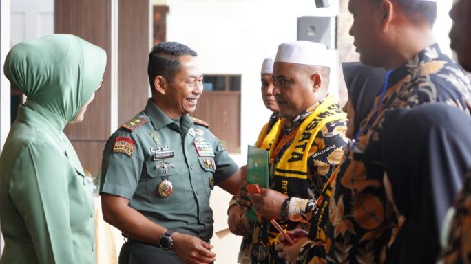 Pangdam IM Melepas Rombongan Umroh Babinsa Terbaik Sanggamara Award Kodam Iskandar Muda.