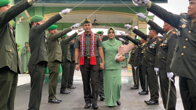 Tradisi Lepas Sambut Dandim 0103/Aceh Utara Diwarnai Suasana Haru
