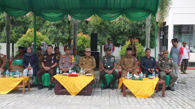 Dandim 0105/Abar Hadiri Upacara Pembukaan Latsar Anggota Satlinmas Se – Kabupaten Aceh Barat
