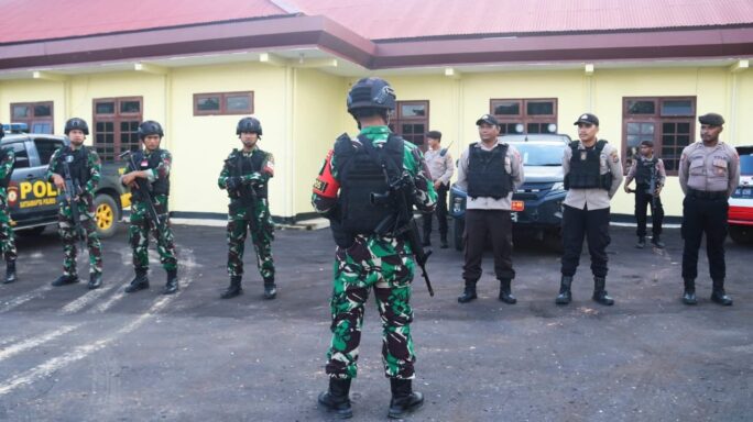 Menyambut Datangnya Natal Dan Tahun Baru Satgas Pamtas Statis RI-PNG Yonif 111/KB Tingkatkan Patroli Keamanan