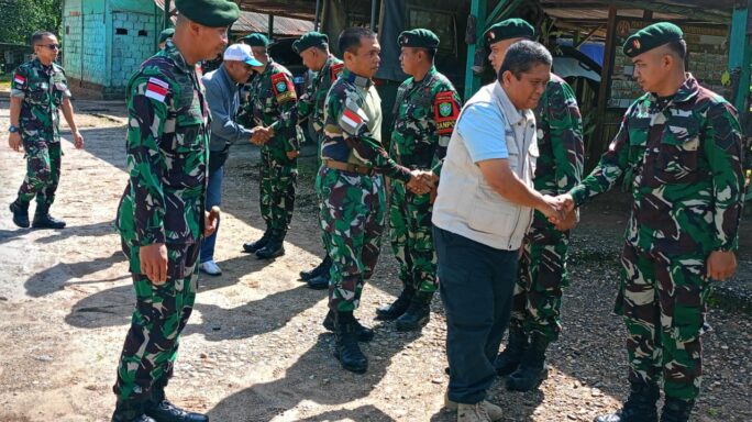 Kunjungi Satgas Pamtas Statis RI – PNG Yonif 111/KB Pj.Sekda Propinsi Papua Selatan Ucapkan Terimakasih